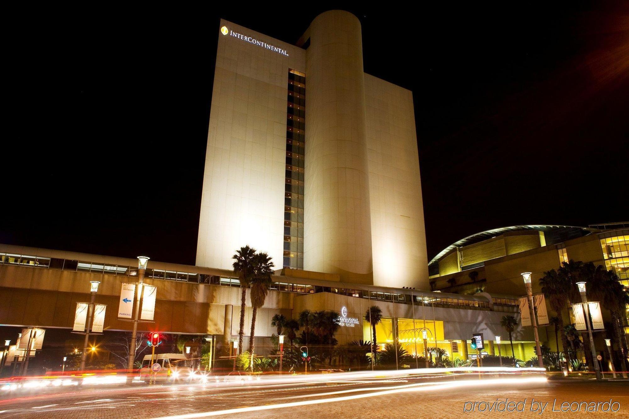 Intercontinental Johannesburg Sandton Towers, An Ihg Hotel Экстерьер фото